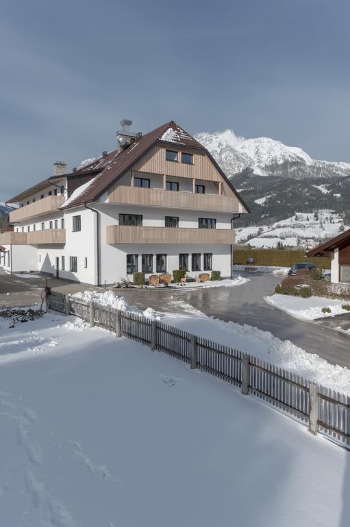Hotel Loy Grobming Buitenkant foto